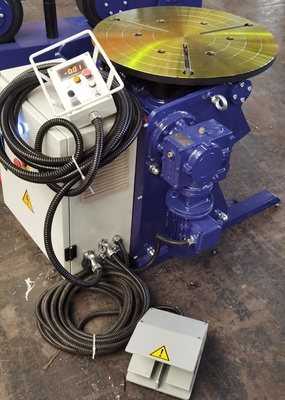 HBJ03 0,3 Ton Motorisasi Pengelasan Positioner 600 mm Diameter Meja Kerja